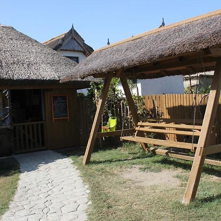 Cerdacul Cu Stuf Otel Sfântu Gheorghe Dış mekan fotoğraf