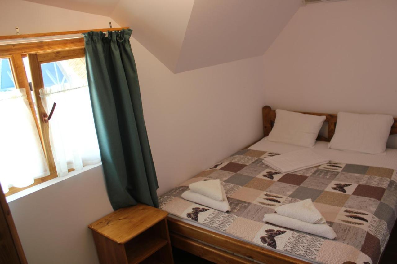 Cerdacul Cu Stuf Otel Sfântu Gheorghe Dış mekan fotoğraf